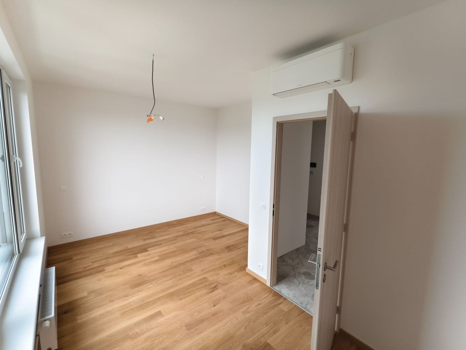 4 bedroom with open-plan kitchen flat for sale, 119 m², Veselovského, Prague, Prague 4 bedroom with open-plan kitchen flat for sale, 119 m², Veselovského, Prague, Prague