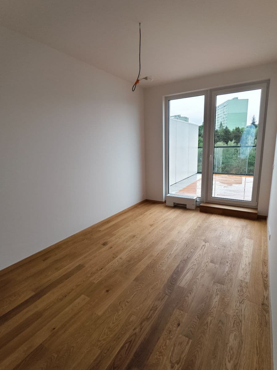 4 bedroom with open-plan kitchen flat for sale, 119 m², Veselovského, Prague, Prague 4 bedroom with open-plan kitchen flat for sale, 119 m², Veselovského, Prague, Prague