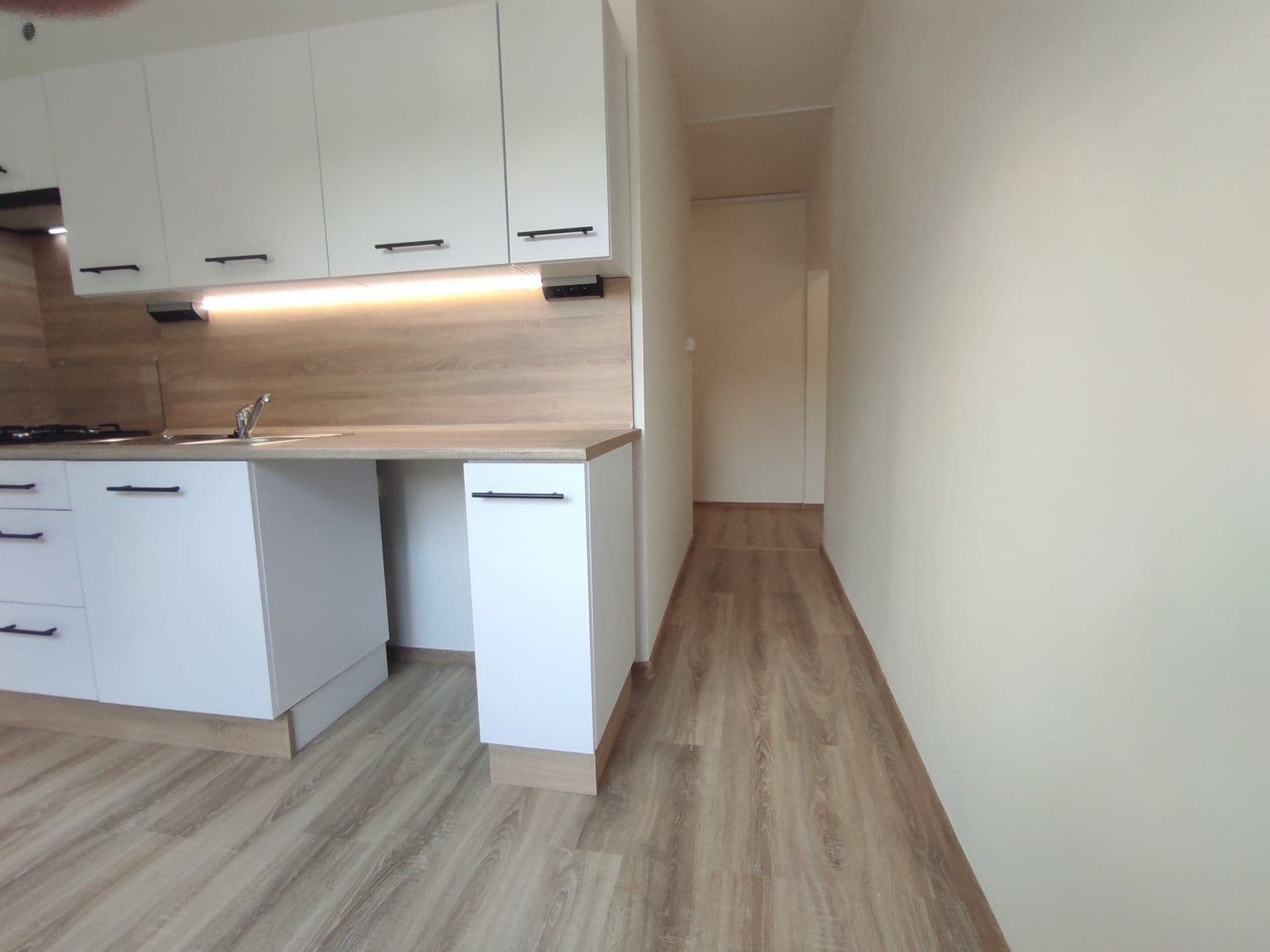 2 bedroom flat to rent, 57 m², Osvobození, Orlová, Moravskoslezský Region 2 bedroom flat to rent, 57 m², Osvobození, Orlová, Moravskoslezský Region