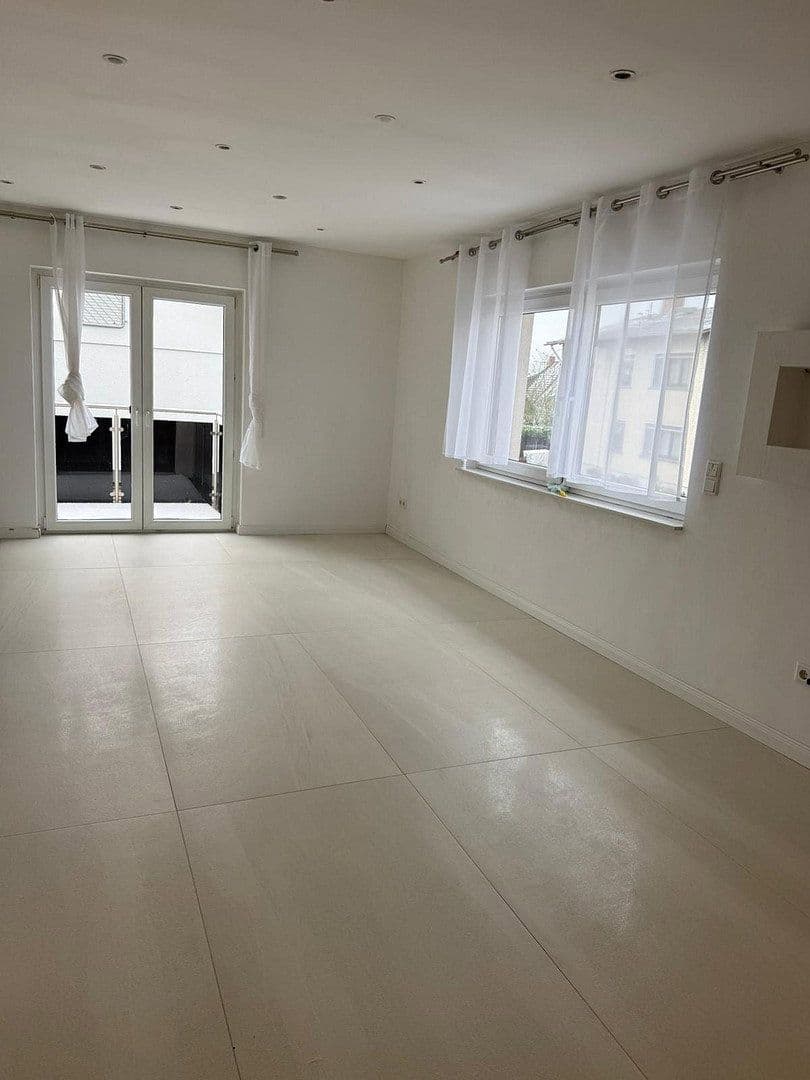 3 bedroom flat to rent, 90 m², Mittelweg, Pohlheim, Hesse 3 bedroom flat to rent, 90 m², Mittelweg, Pohlheim, Hesse