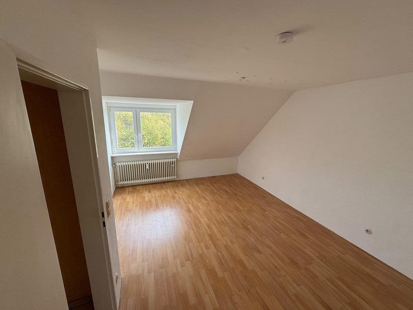 1 bedroom with open-plan kitchen flat to rent, 47 m², Sterkrader Straße 16, Essen, North Rhine-Westphalia 1 bedroom with open-plan kitchen flat to rent, 47 m², Sterkrader Straße 16, Essen, North Rhine-Westphalia