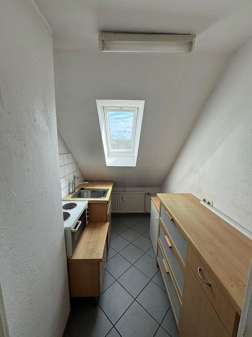 1 bedroom with open-plan kitchen flat to rent, 47 m², Sterkrader Straße 16, Essen, North Rhine-Westphalia 1 bedroom with open-plan kitchen flat to rent, 47 m², Sterkrader Straße 16, Essen, North Rhine-Westphalia
