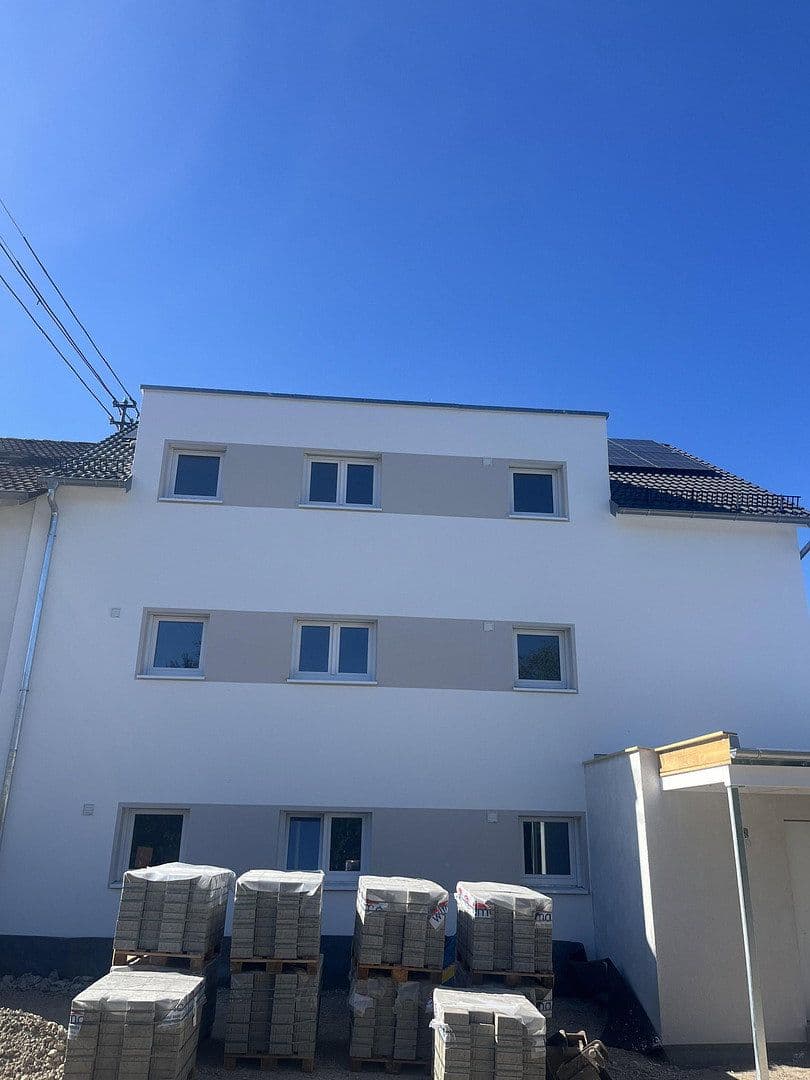 3 bedroom with open-plan kitchen flat to rent, 100 m², Spaichingen, Baden-Württemberg 3 bedroom with open-plan kitchen flat to rent, 100 m², Spaichingen, Baden-Württemberg