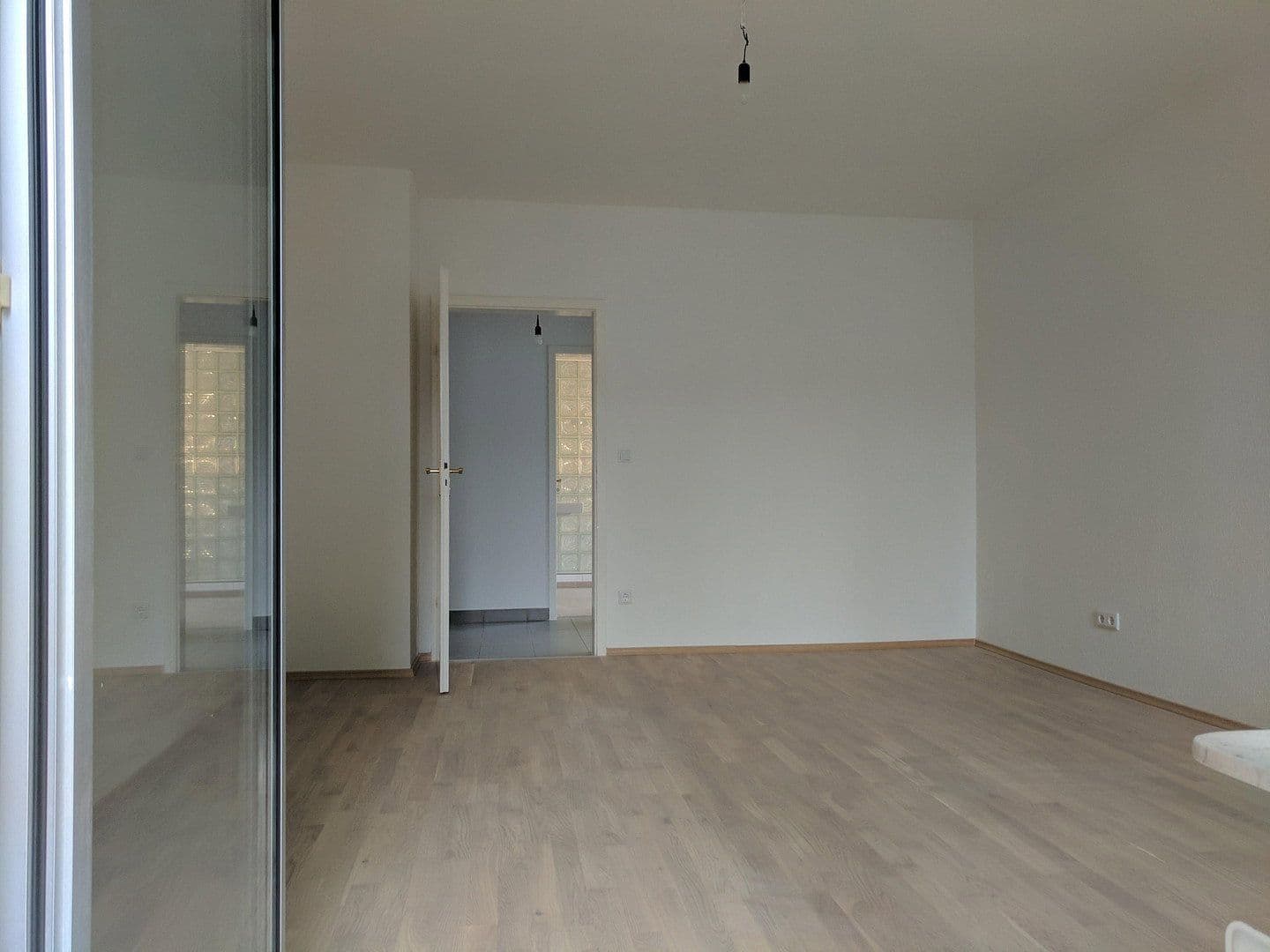 4 bedroom flat to rent, 127 m², Offenbach, Hesse 4 bedroom flat to rent, 127 m², Offenbach, Hesse