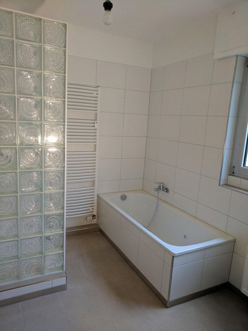 4 bedroom flat to rent, 127 m², Offenbach, Hesse 4 bedroom flat to rent, 127 m², Offenbach, Hesse
