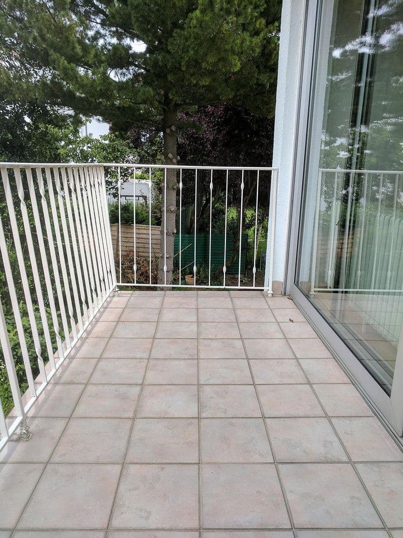 4 bedroom flat to rent, 127 m², Offenbach, Hesse 4 bedroom flat to rent, 127 m², Offenbach, Hesse