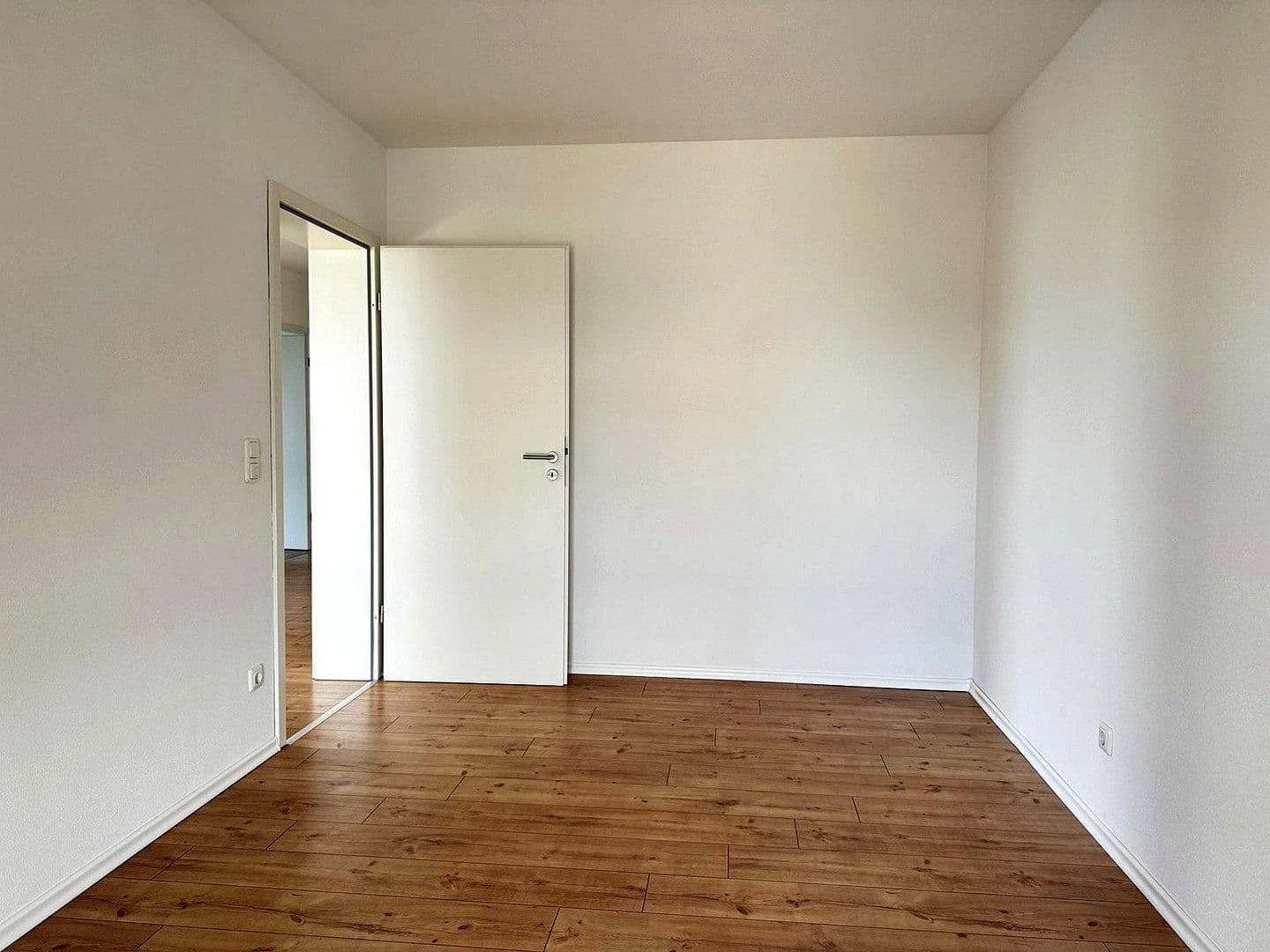 1 bedroom with open-plan kitchen flat to rent, 95 m², Triftäcker 31, Hemau, Bavaria 1 bedroom with open-plan kitchen flat to rent, 95 m², Triftäcker 31, Hemau, Bavaria