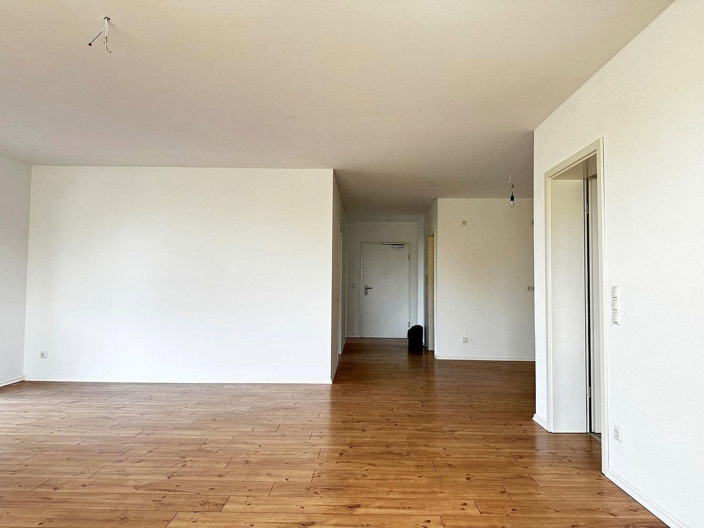 1 bedroom with open-plan kitchen flat to rent, 95 m², Triftäcker 31, Hemau, Bavaria 1 bedroom with open-plan kitchen flat to rent, 95 m², Triftäcker 31, Hemau, Bavaria