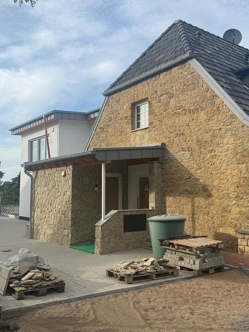 2 bedroom flat to rent, 95 m², Zülpich, North Rhine-Westphalia 2 bedroom flat to rent, 95 m², Zülpich, North Rhine-Westphalia