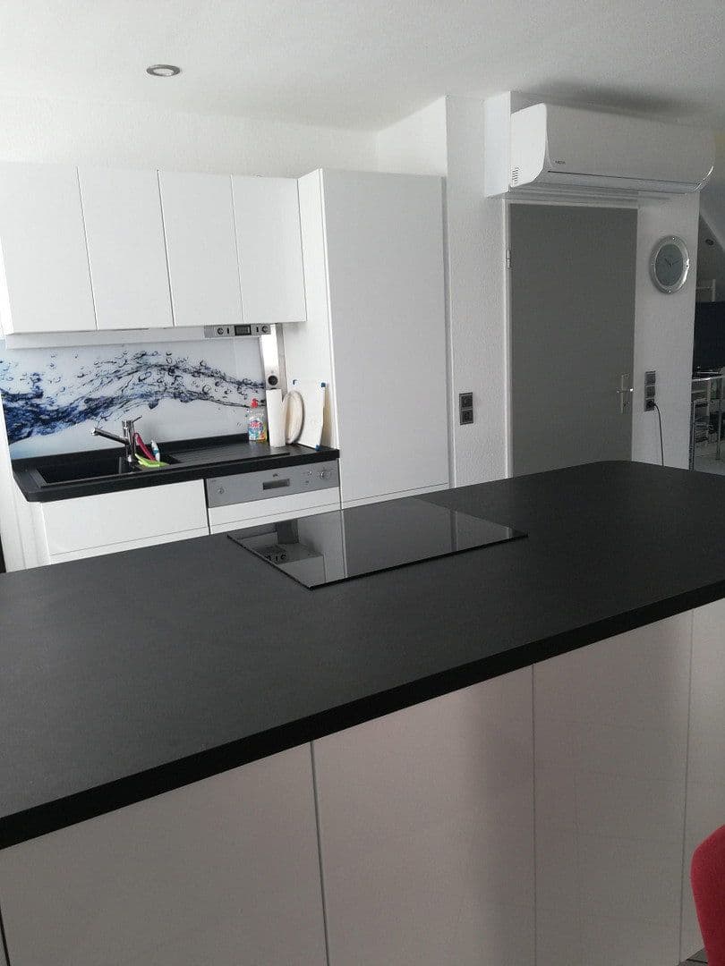 1 bedroom with open-plan kitchen flat for sale, 84 m², Schützenstrasse 41, Wachtberg, North Rhine-Westphalia 1 bedroom with open-plan kitchen flat for sale, 84 m², Schützenstrasse 41, Wachtberg, North Rhine-Westphalia