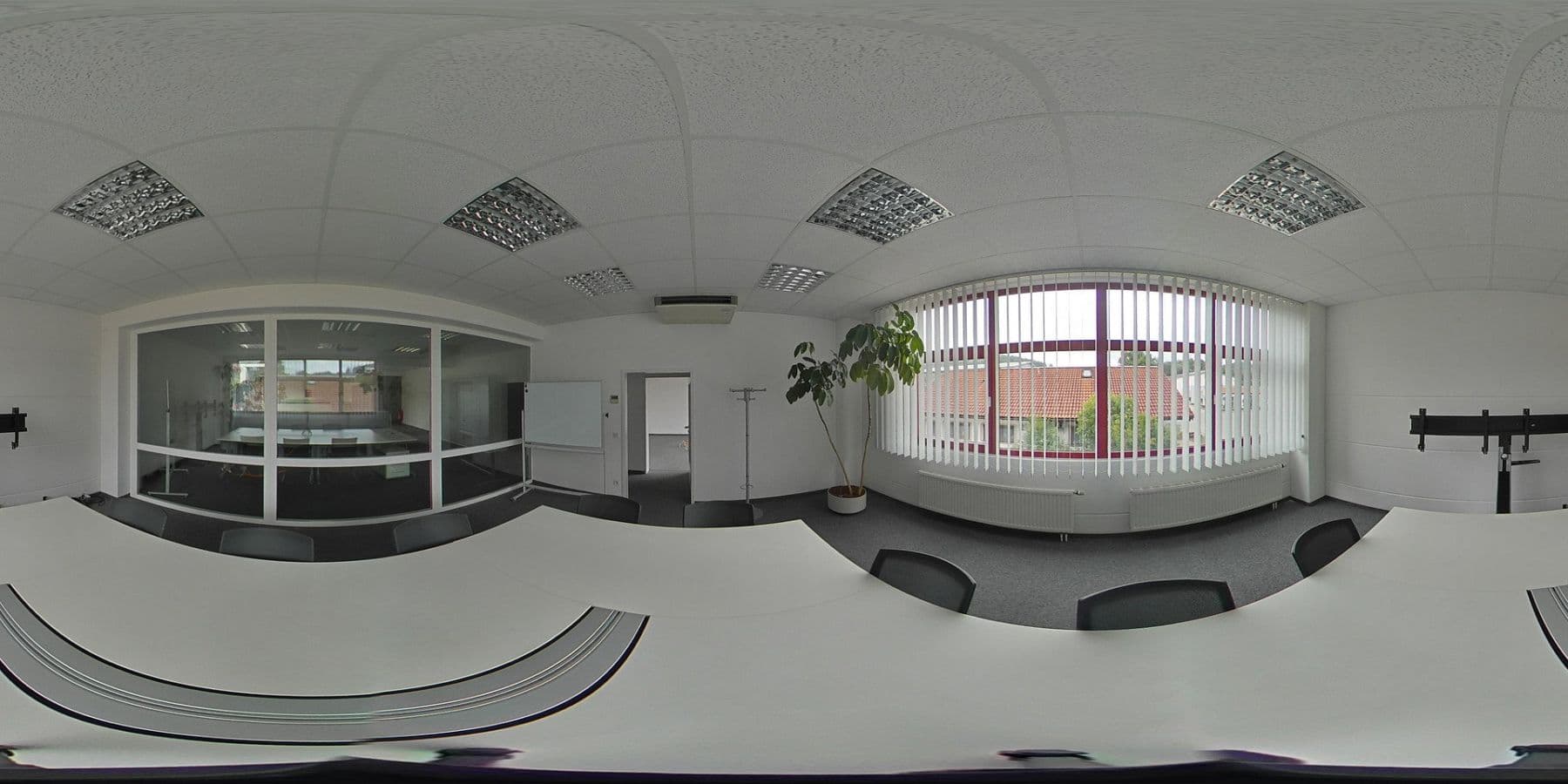 non-residential property to rent, 2,444 m², Weilheim i. OB, Bavaria non-residential property to rent, 2,444 m², Weilheim i. OB, Bavaria