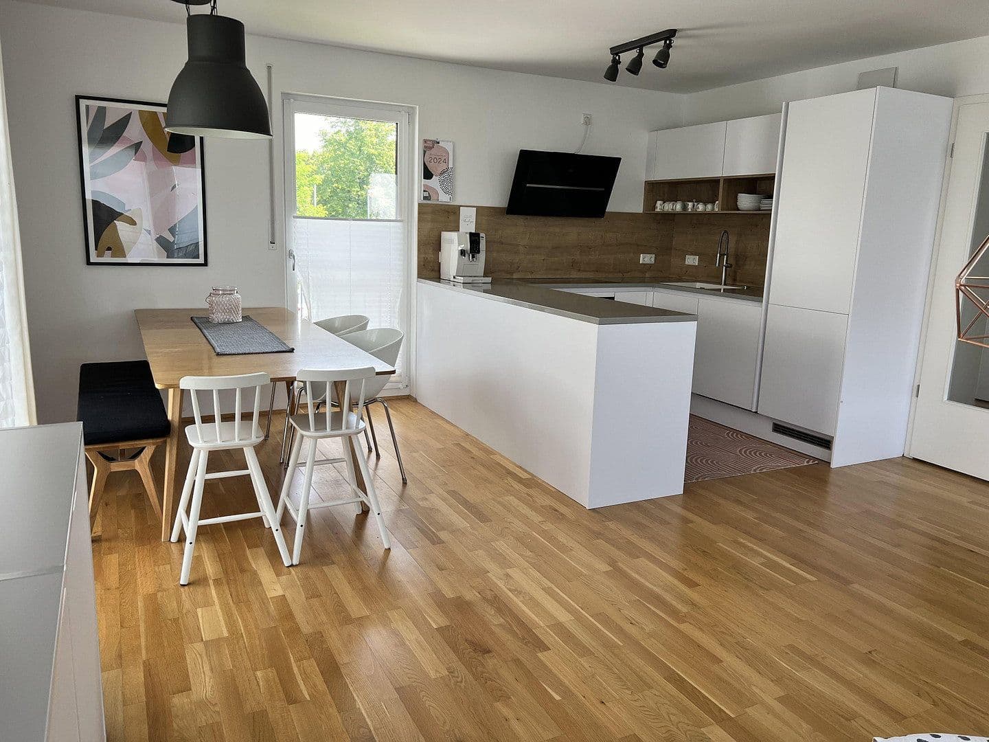 4 bedroom flat to rent, 122 m², Neukeferloh, Bavaria 4 bedroom flat to rent, 122 m², Neukeferloh, Bavaria