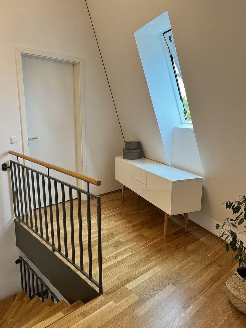 4 bedroom flat to rent, 122 m², Neukeferloh, Bavaria 4 bedroom flat to rent, 122 m², Neukeferloh, Bavaria
