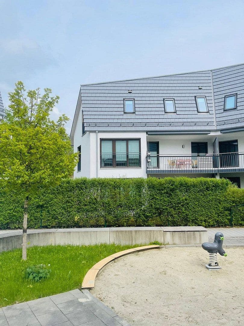4 bedroom flat to rent, 122 m², Neukeferloh, Bavaria 4 bedroom flat to rent, 122 m², Neukeferloh, Bavaria