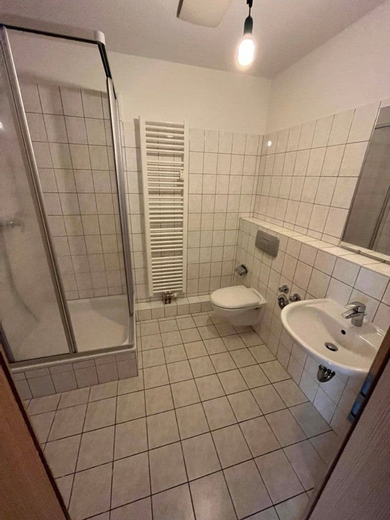 house for sale, 1,076 m², Chemnitz, Saxony house for sale, 1,076 m², Chemnitz, Saxony