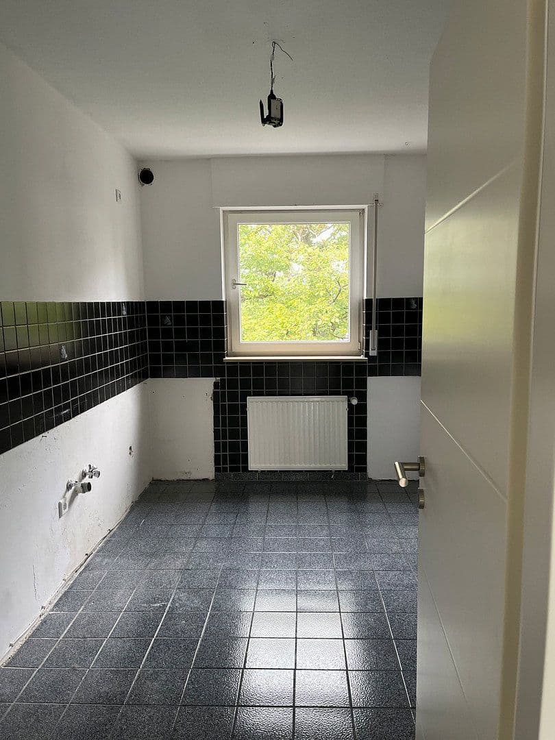 2 bedroom with open-plan kitchen flat to rent, 79 m², Remscheid, North Rhine-Westphalia 2 bedroom with open-plan kitchen flat to rent, 79 m², Remscheid, North Rhine-Westphalia