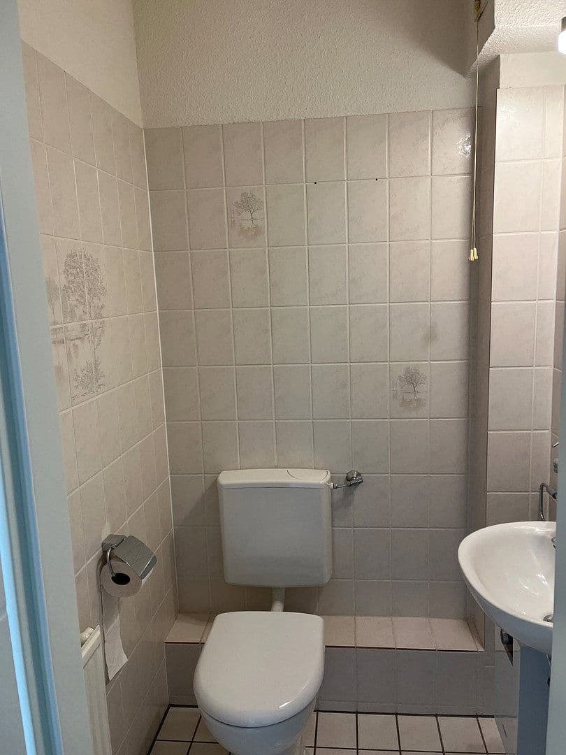 2 bedroom with open-plan kitchen flat to rent, 79 m², Remscheid, North Rhine-Westphalia 2 bedroom with open-plan kitchen flat to rent, 79 m², Remscheid, North Rhine-Westphalia