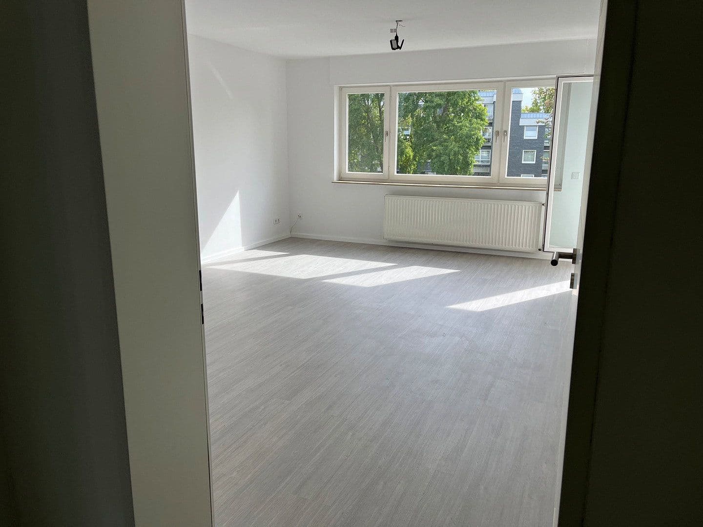2 bedroom with open-plan kitchen flat to rent, 79 m², Remscheid, North Rhine-Westphalia 2 bedroom with open-plan kitchen flat to rent, 79 m², Remscheid, North Rhine-Westphalia