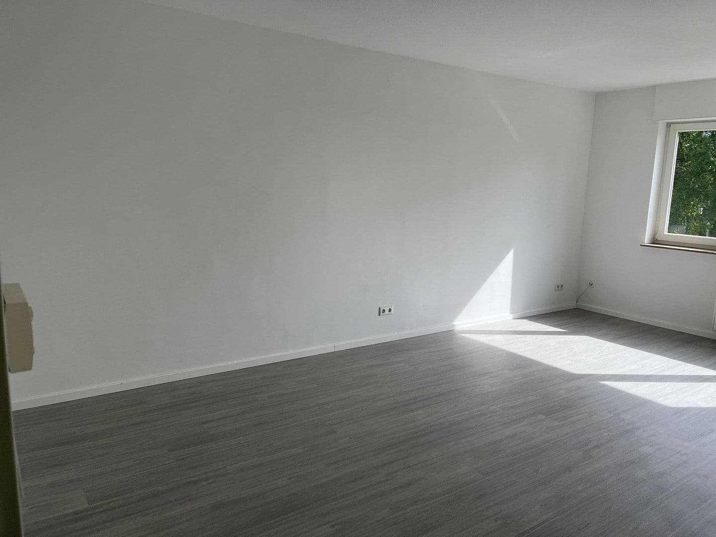 2 bedroom with open-plan kitchen flat to rent, 79 m², Remscheid, North Rhine-Westphalia 2 bedroom with open-plan kitchen flat to rent, 79 m², Remscheid, North Rhine-Westphalia