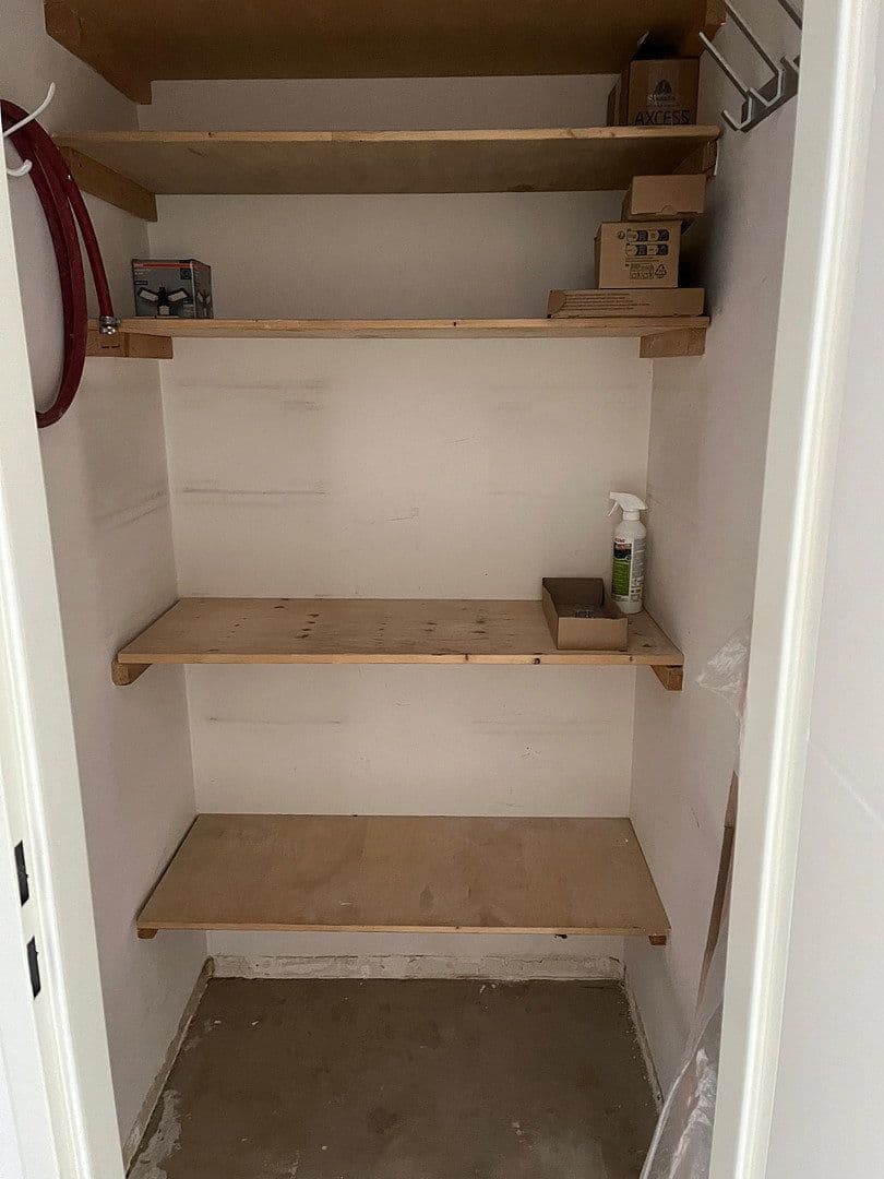 2 bedroom with open-plan kitchen flat to rent, 79 m², Remscheid, North Rhine-Westphalia 2 bedroom with open-plan kitchen flat to rent, 79 m², Remscheid, North Rhine-Westphalia