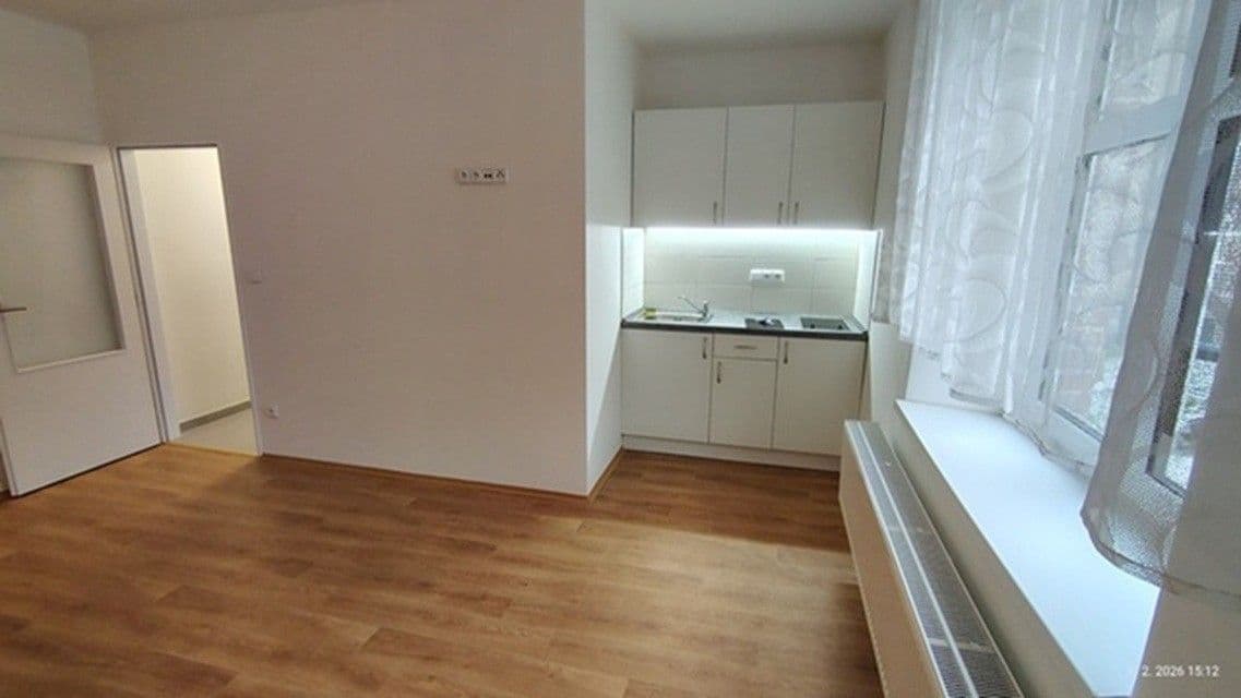 non-residential property to rent, 31 m², Školní, Kutná Hora, Středočeský Region non-residential property to rent, 31 m², Školní, Kutná Hora, Středočeský Region