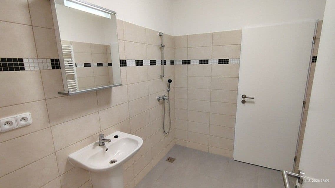 non-residential property to rent, 31 m², Školní, Kutná Hora, Středočeský Region non-residential property to rent, 31 m², Školní, Kutná Hora, Středočeský Region