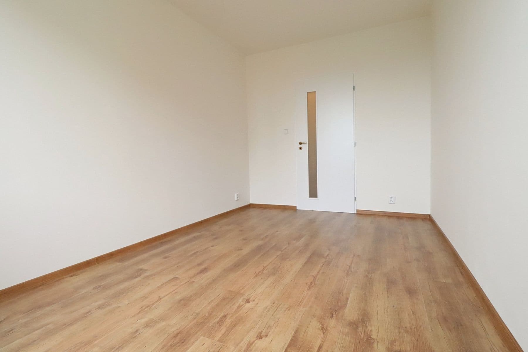 1 bedroom with open-plan kitchen flat to rent, 40 m², Machuldova, Prague, Prague 1 bedroom with open-plan kitchen flat to rent, 40 m², Machuldova, Prague, Prague
