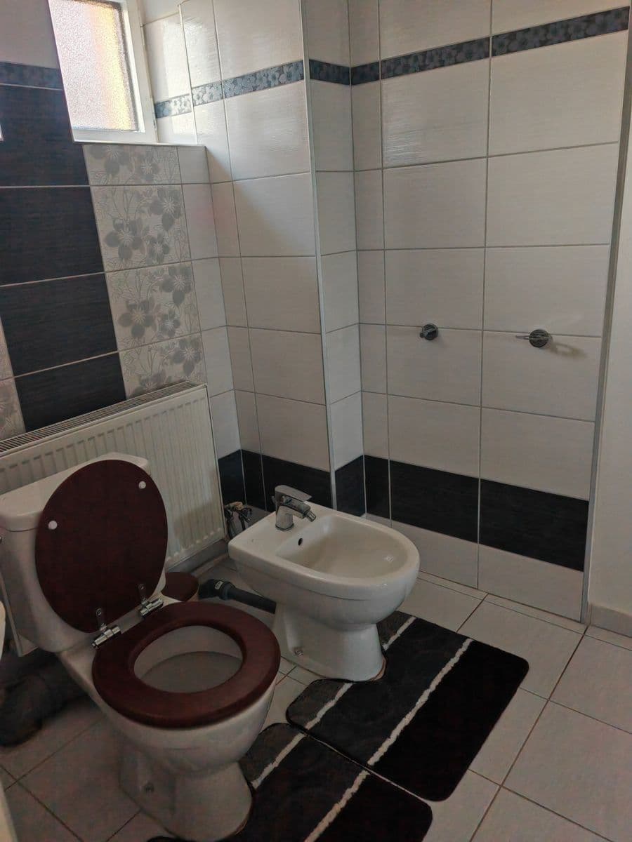 house to rent, 120 m², Jaroslava Vrchlického, Žatec, Ústecký Region house to rent, 120 m², Jaroslava Vrchlického, Žatec, Ústecký Region