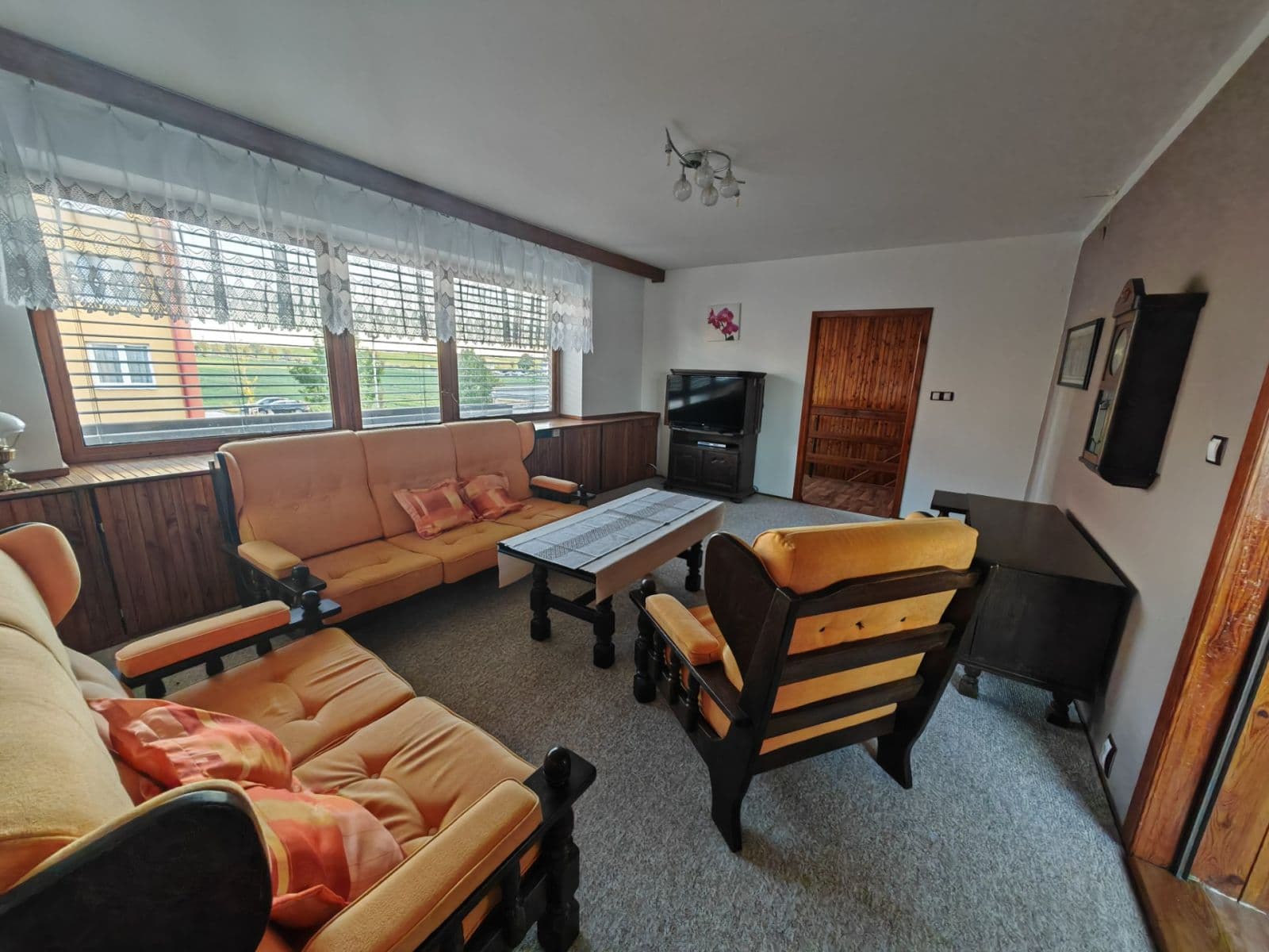house to rent, 120 m², Jaroslava Vrchlického, Žatec, Ústecký Region house to rent, 120 m², Jaroslava Vrchlického, Žatec, Ústecký Region
