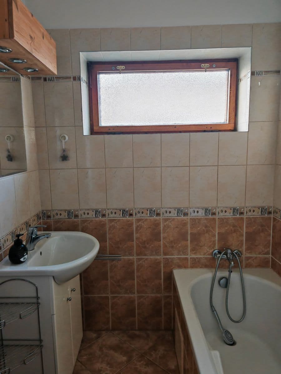 house to rent, 120 m², Jaroslava Vrchlického, Žatec, Ústecký Region house to rent, 120 m², Jaroslava Vrchlického, Žatec, Ústecký Region