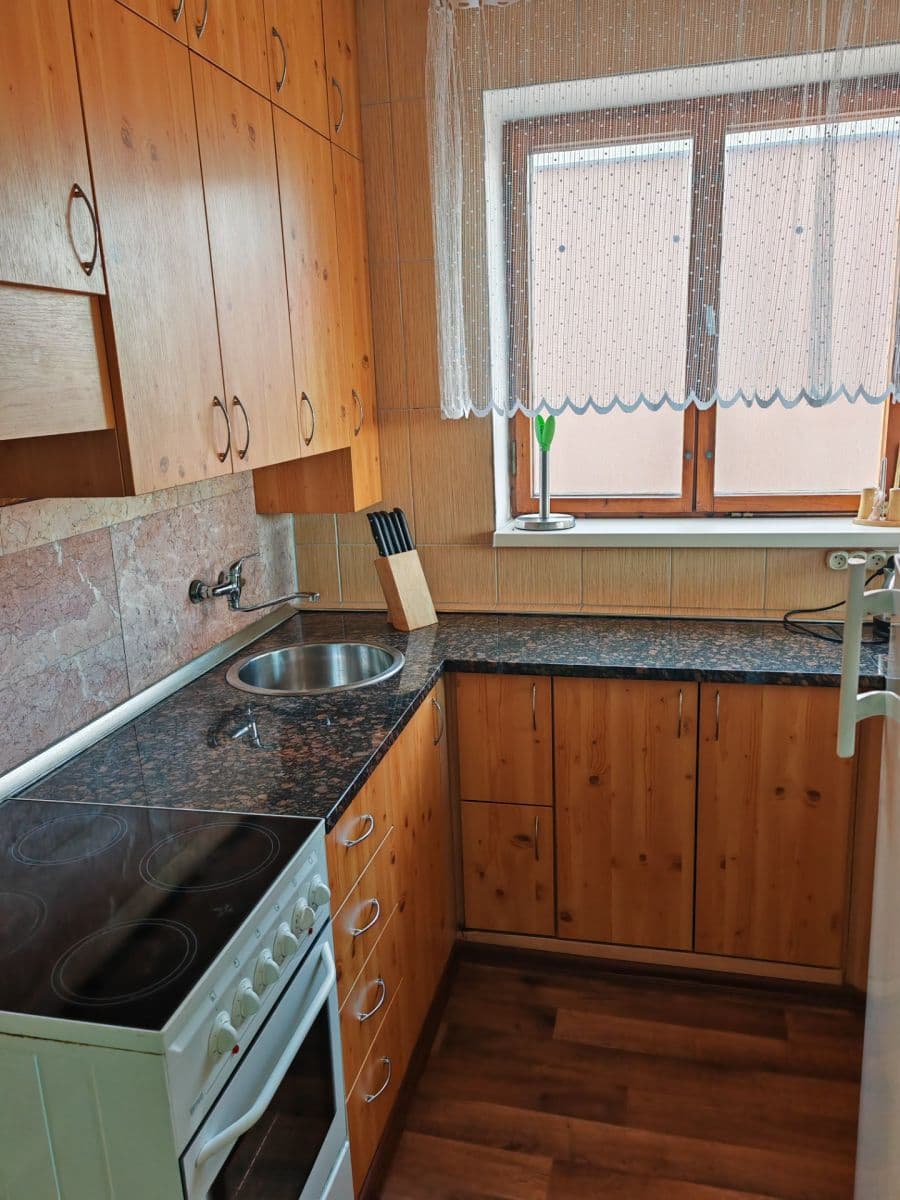 house to rent, 120 m², Jaroslava Vrchlického, Žatec, Ústecký Region house to rent, 120 m², Jaroslava Vrchlického, Žatec, Ústecký Region