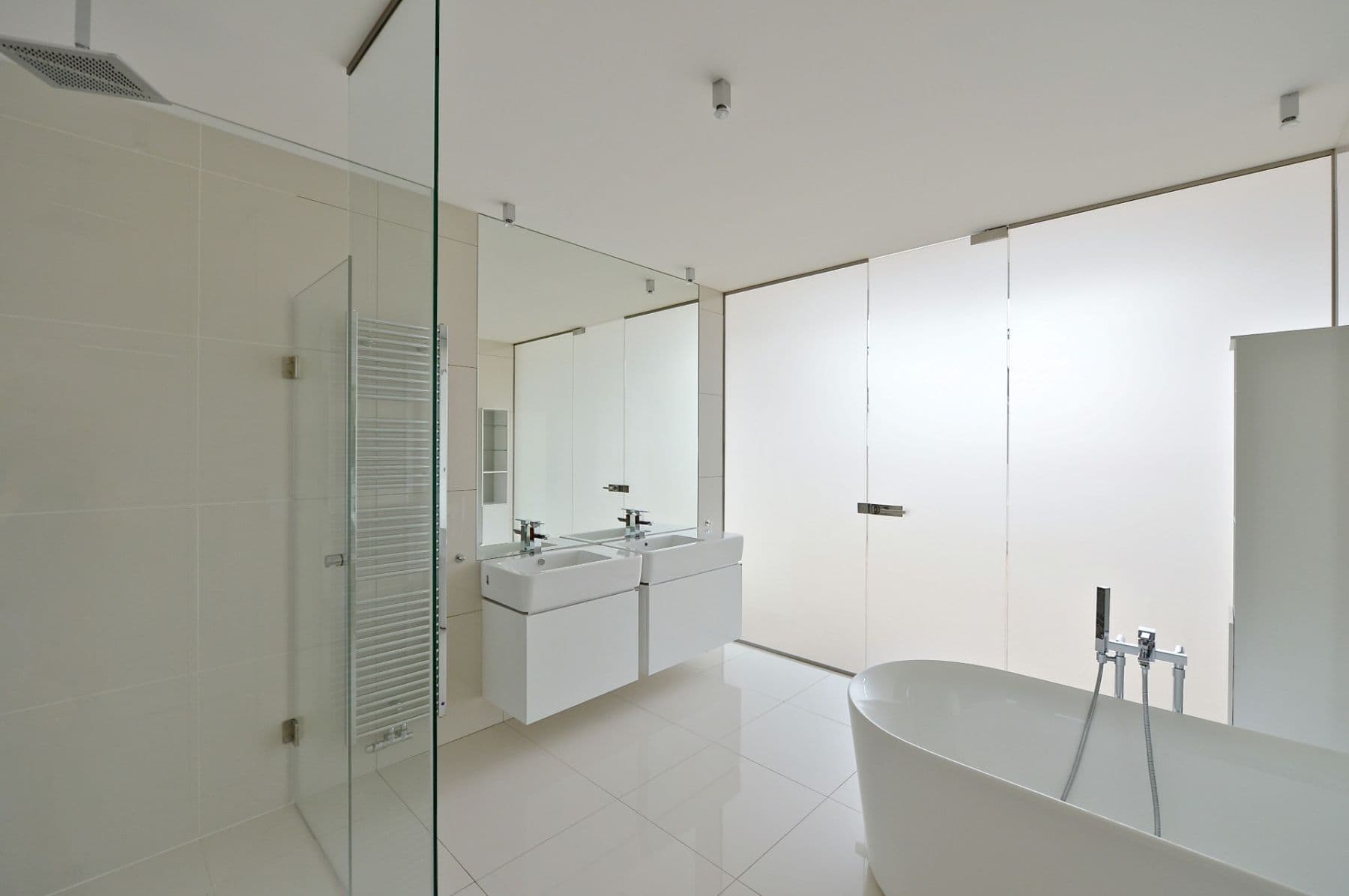 3 bedroom with open-plan kitchen flat to rent, 203 m², Laubova, Prague, Prague 3 bedroom with open-plan kitchen flat to rent, 203 m², Laubova, Prague, Prague