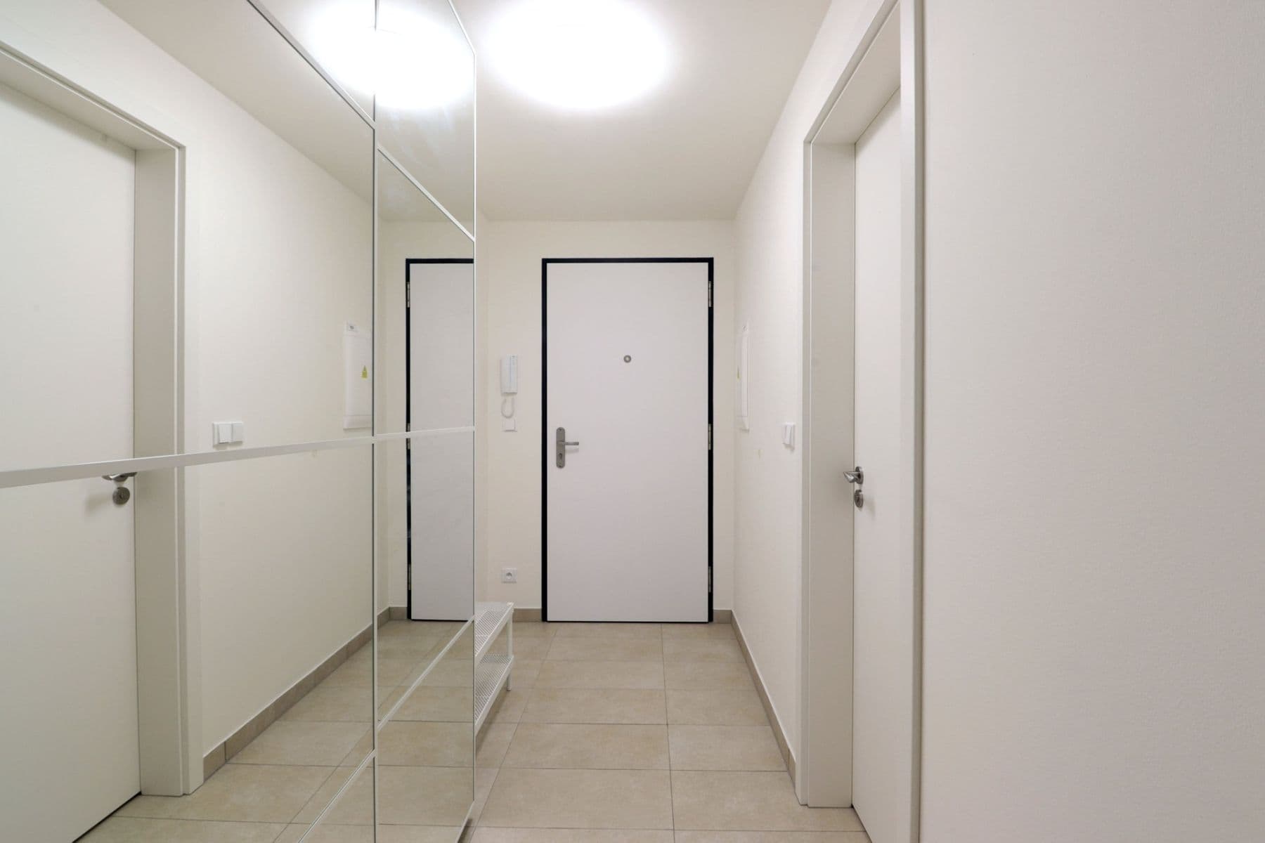Studio flat to rent, 35 m², Smržových, Prague, Prague Studio flat to rent, 35 m², Smržových, Prague, Prague