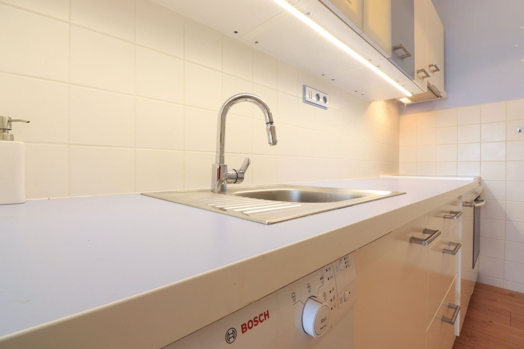 2 bedroom with open-plan kitchen flat to rent, 63 m², Ke škole, Prague, Prague 2 bedroom with open-plan kitchen flat to rent, 63 m², Ke škole, Prague, Prague