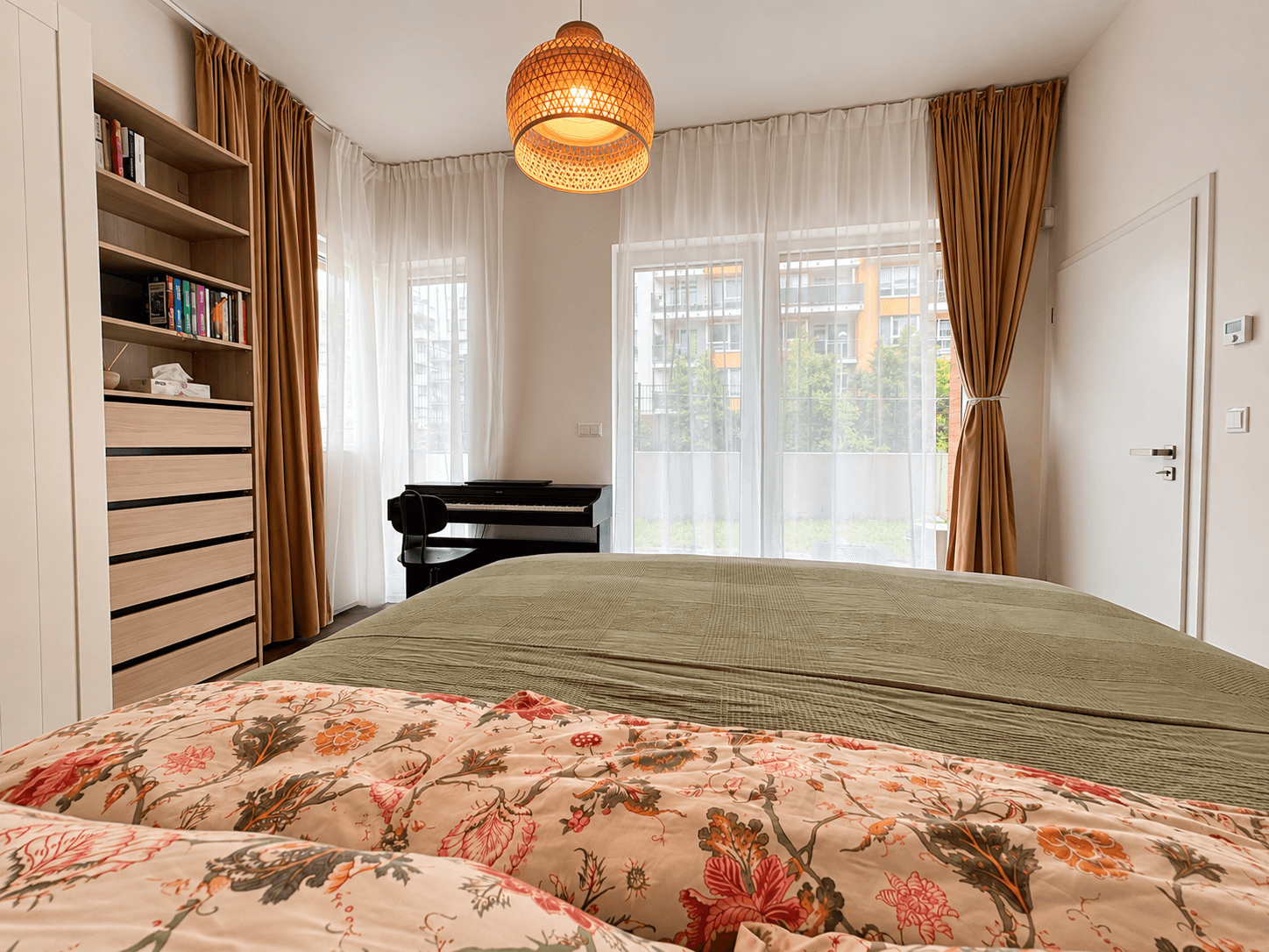 1 bedroom with open-plan kitchen flat to rent, 66 m², Gerstelova, Prague, Prague 1 bedroom with open-plan kitchen flat to rent, 66 m², Gerstelova, Prague, Prague