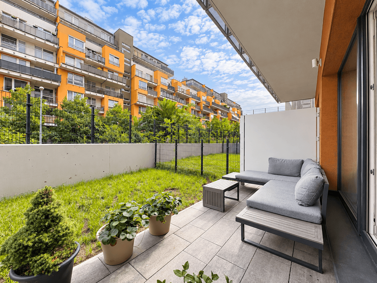 1 bedroom with open-plan kitchen flat to rent, 66 m², Gerstelova, Prague, Prague 1 bedroom with open-plan kitchen flat to rent, 66 m², Gerstelova, Prague, Prague