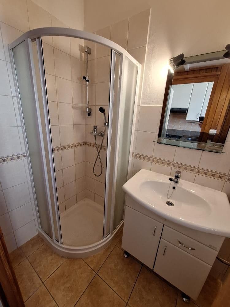 1 bedroom with open-plan kitchen flat to rent, 45 m², U Mincovny, Jihlava, Vysočina Region 1 bedroom with open-plan kitchen flat to rent, 45 m², U Mincovny, Jihlava, Vysočina Region