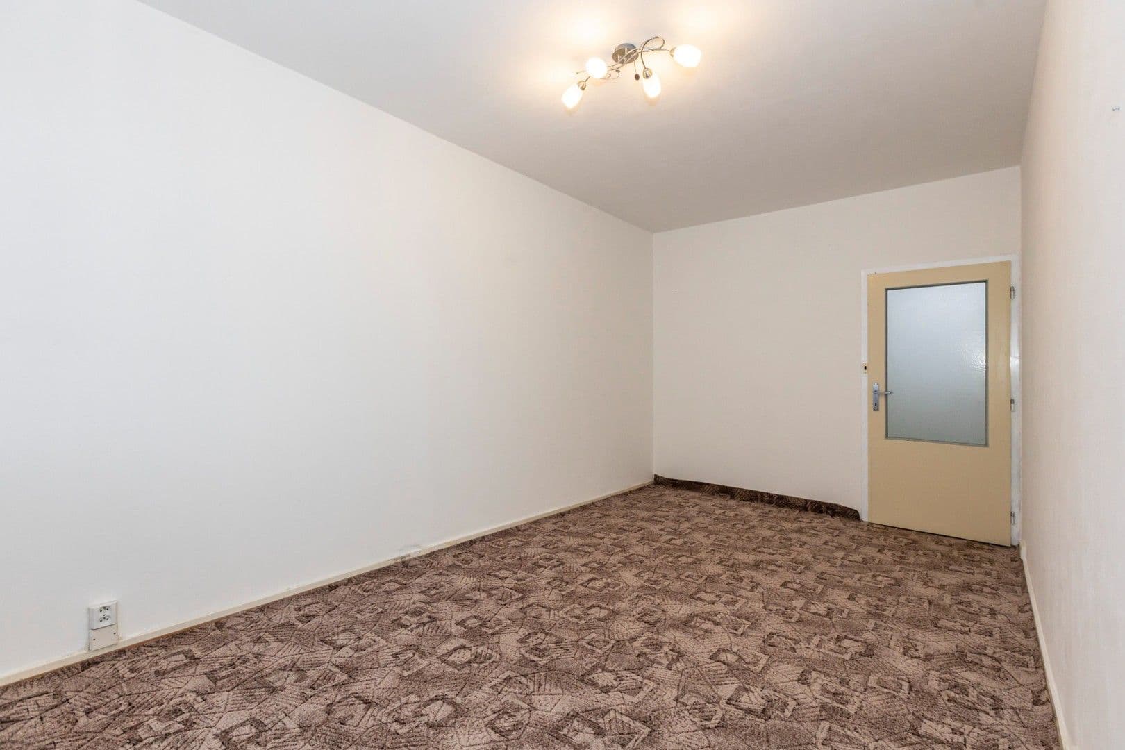 1 bedroom with open-plan kitchen flat to rent, 49 m², Gabinova, Prague, Prague 1 bedroom with open-plan kitchen flat to rent, 49 m², Gabinova, Prague, Prague