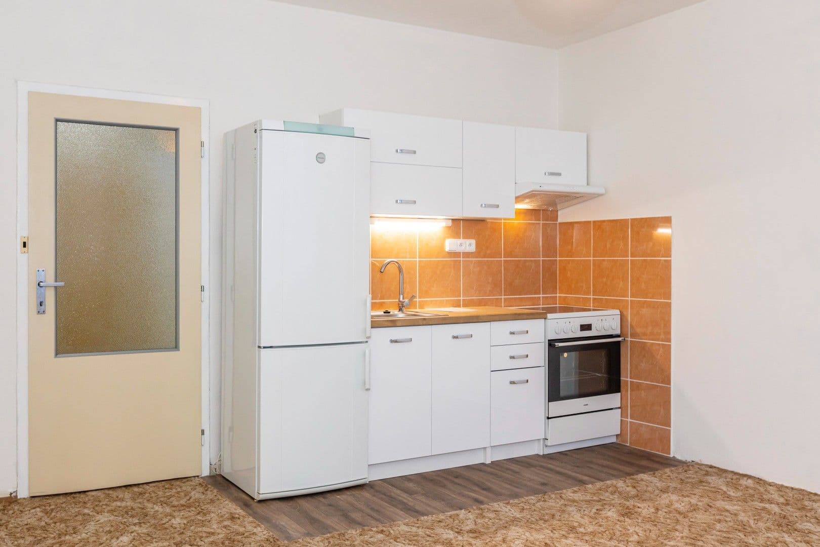1 bedroom with open-plan kitchen flat to rent, 49 m², Gabinova, Prague, Prague 1 bedroom with open-plan kitchen flat to rent, 49 m², Gabinova, Prague, Prague