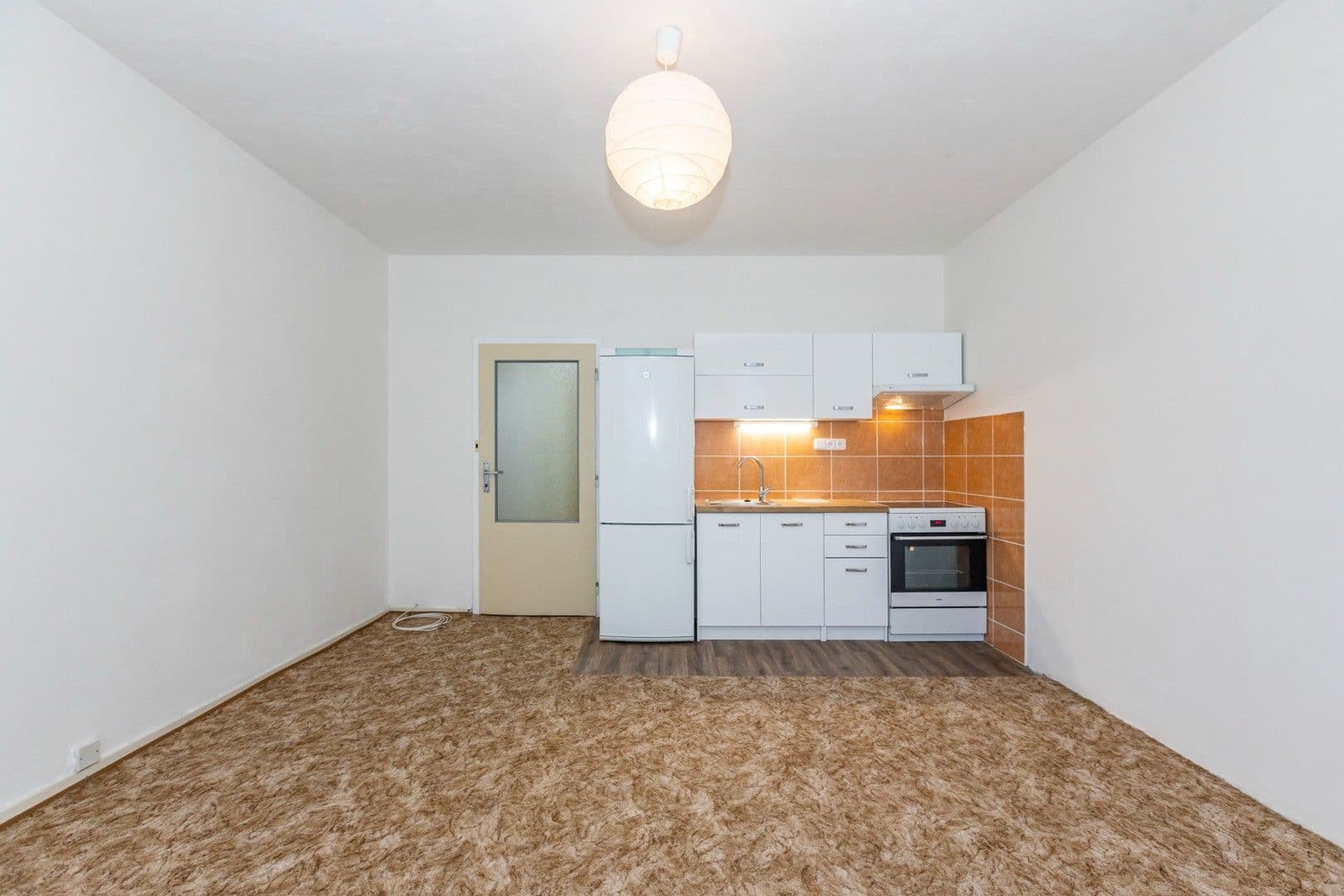 1 bedroom with open-plan kitchen flat to rent, 49 m², Gabinova, Prague, Prague 1 bedroom with open-plan kitchen flat to rent, 49 m², Gabinova, Prague, Prague