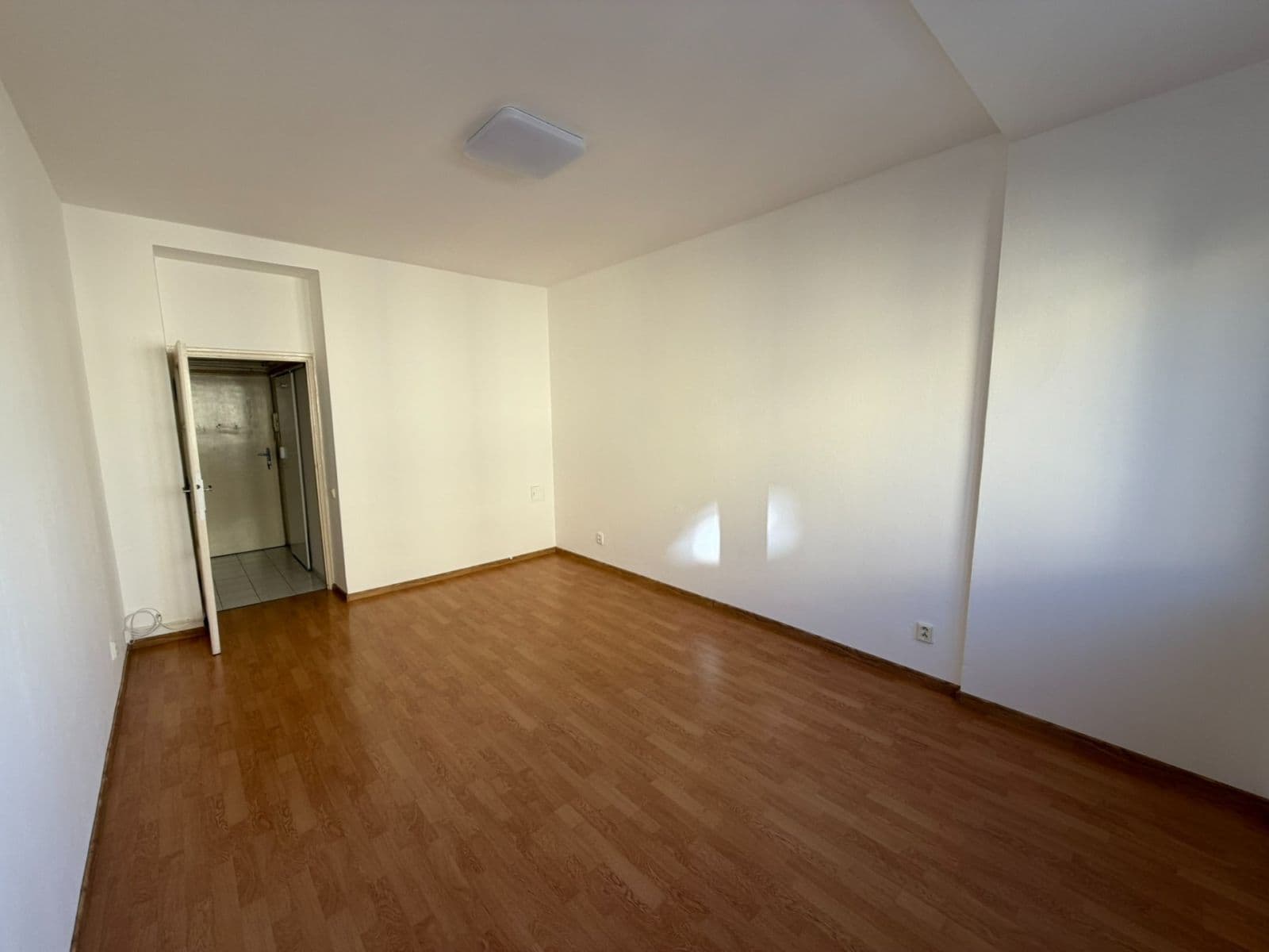 Studio flat to rent, 23 m², Patočkova, Prague, Prague Studio flat to rent, 23 m², Patočkova, Prague, Prague