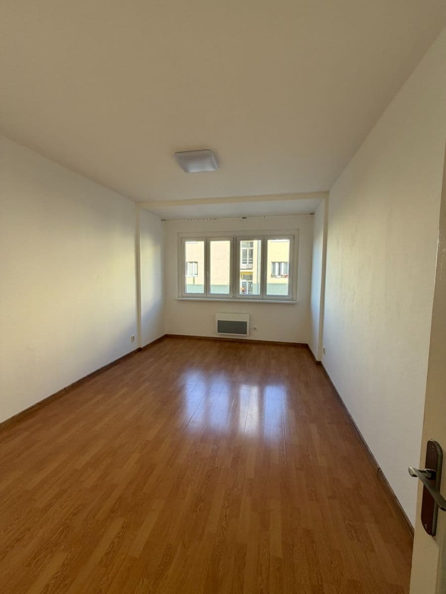 Studio flat to rent, 23 m², Patočkova, Prague, Prague Studio flat to rent, 23 m², Patočkova, Prague, Prague