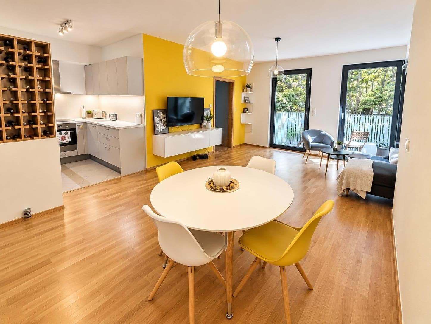 1 bedroom with open-plan kitchen flat to rent, 66 m², Olšanská, Prague, Prague 1 bedroom with open-plan kitchen flat to rent, 66 m², Olšanská, Prague, Prague