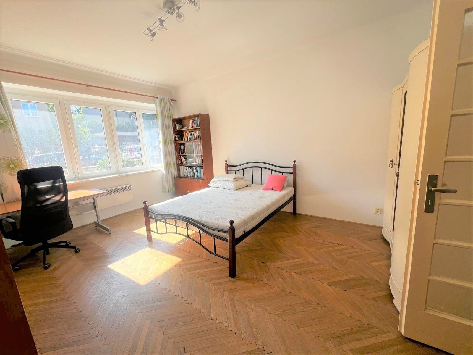 1 bedroom with open-plan kitchen flat to rent, 56 m², Na Žvahově, Prague, Prague 1 bedroom with open-plan kitchen flat to rent, 56 m², Na Žvahově, Prague, Prague