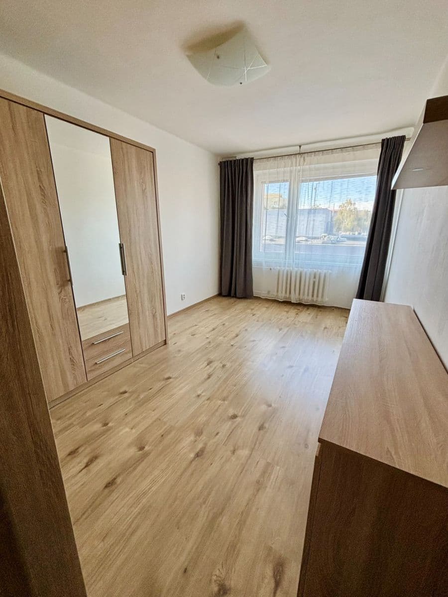 1 bedroom with open-plan kitchen flat to rent, 54 m², Bludovická, Prague, Prague 1 bedroom with open-plan kitchen flat to rent, 54 m², Bludovická, Prague, Prague