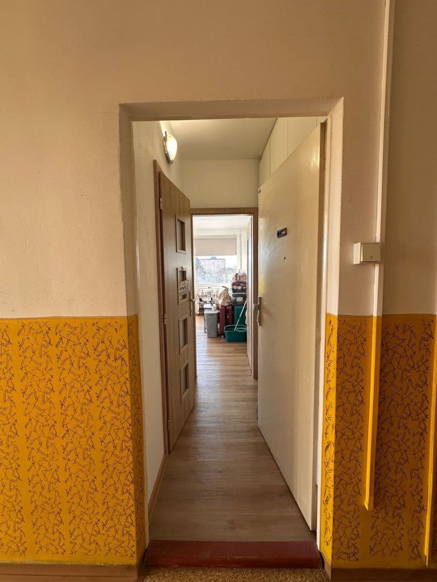 Studio flat for sale, 21 m², Bratislavská, Teplice, Ústecký Region Studio flat for sale, 21 m², Bratislavská, Teplice, Ústecký Region