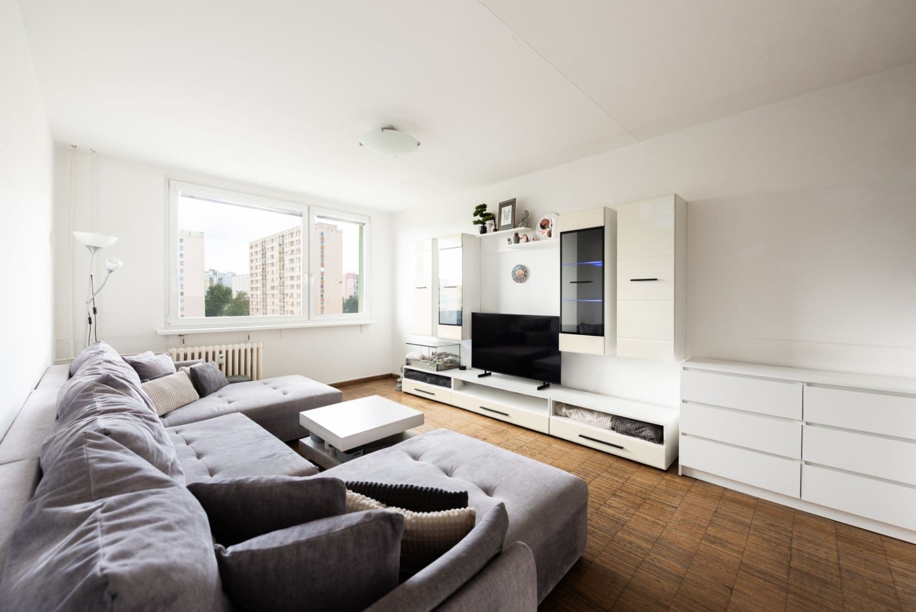 2 bedroom with open-plan kitchen flat for sale, 66 m², Jažlovická, Prague, Prague 2 bedroom with open-plan kitchen flat for sale, 66 m², Jažlovická, Prague, Prague