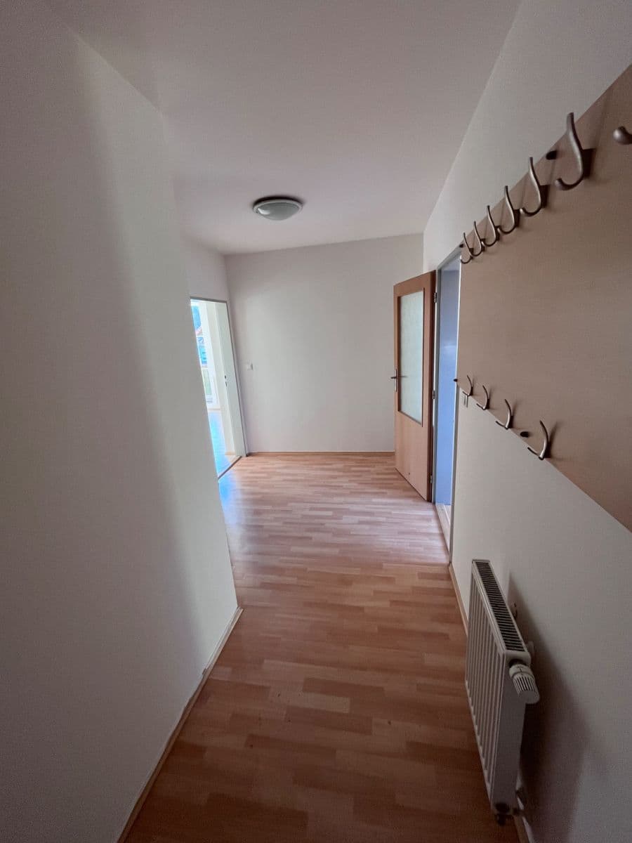 1 bedroom with open-plan kitchen flat to rent, 72 m², Dlouhá, Tišnov, Jihomoravský Region 1 bedroom with open-plan kitchen flat to rent, 72 m², Dlouhá, Tišnov, Jihomoravský Region
