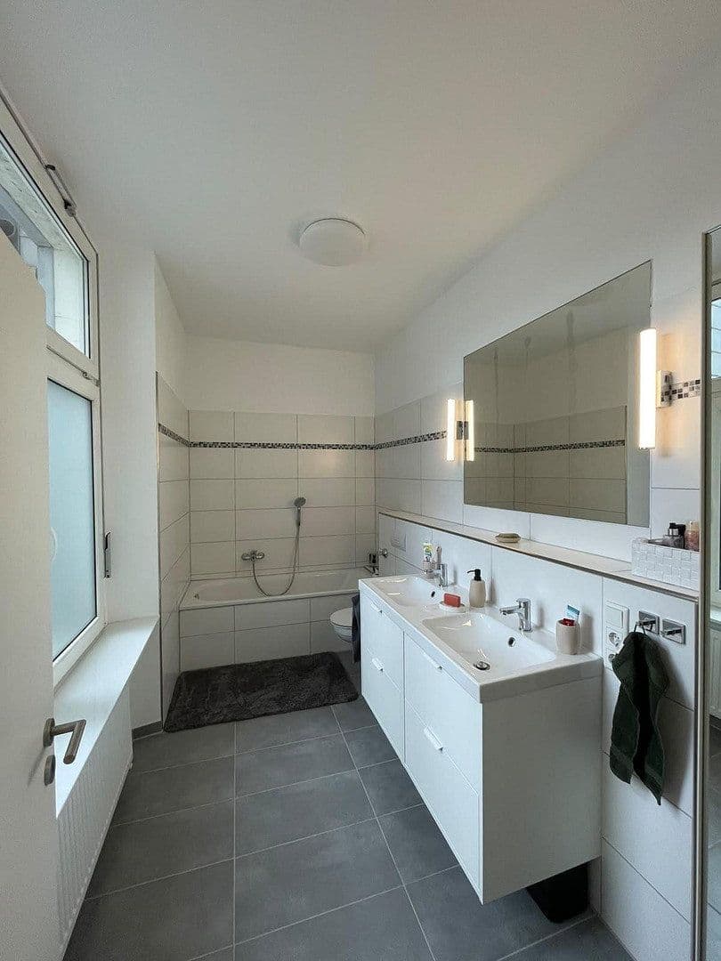 5 bedroom flat to rent, 127 m², Wuppertal, North Rhine-Westphalia 5 bedroom flat to rent, 127 m², Wuppertal, North Rhine-Westphalia
