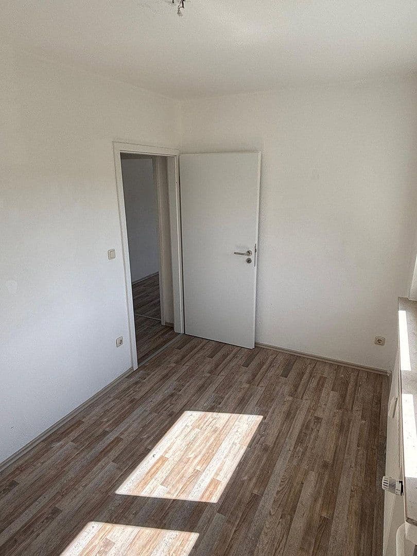 3 bedroom flat to rent, 65 m², Drei Knappen 18, Oberhausen, North Rhine-Westphalia 3 bedroom flat to rent, 65 m², Drei Knappen 18, Oberhausen, North Rhine-Westphalia